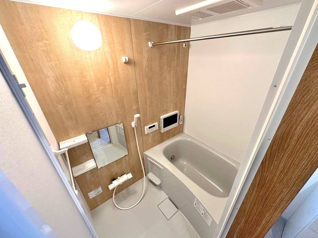 バス・シャワールーム　バス