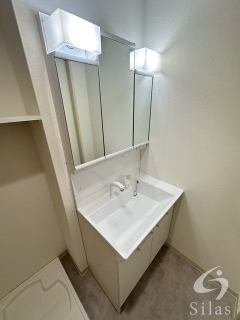 洗面設備　同仕様