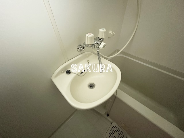 洗面設備　身支度に欠かせない洗面台♪