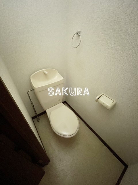 トイレ　清潔感のある水回り♪