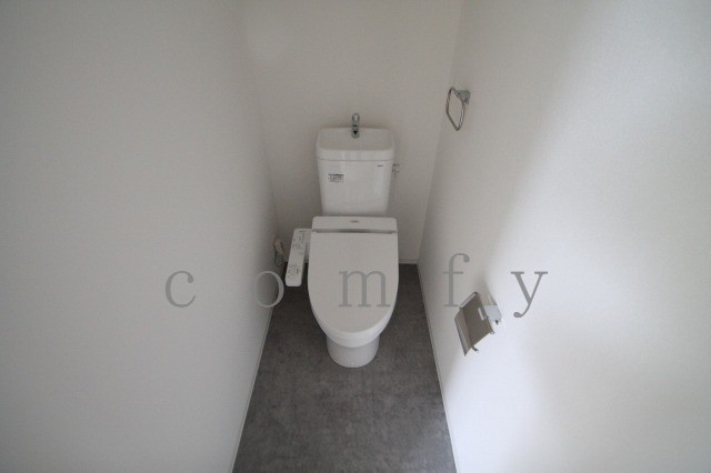 トイレ　ウォシュレット付きトイレ