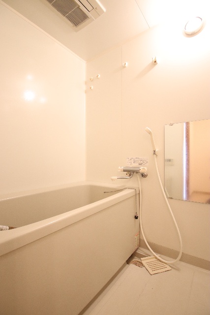 バス・シャワールーム　別室の参考写真です。※現況優先