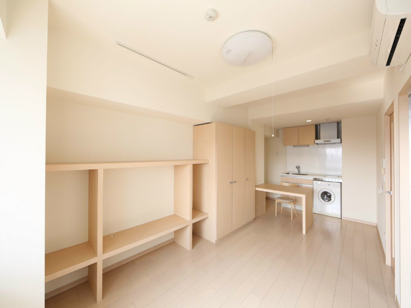 居室・リビング　洋室11.9帖　クローゼット（収納充実してます）