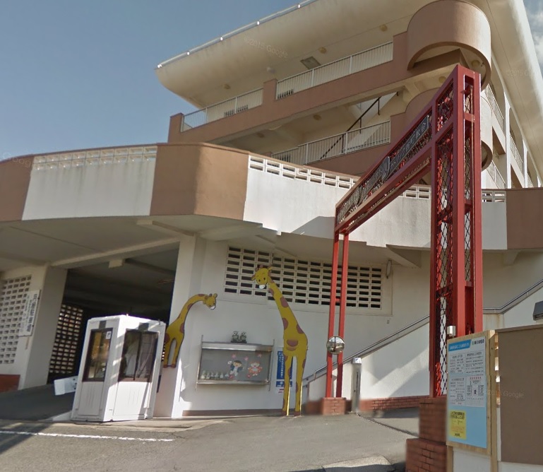 幼稚園・保育園　長崎南山認定こども園（幼稚園・保育園）まで1216m