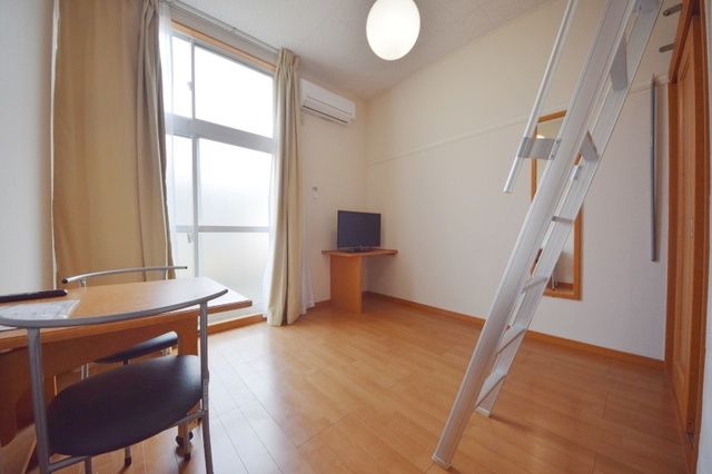 居室・リビング　★綺麗で明るい洋室です★