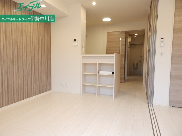 居室・リビング　同型参考写真