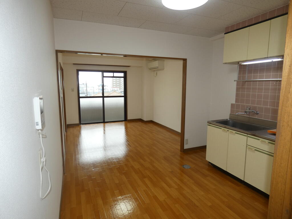 居室・リビング　LDK12帖