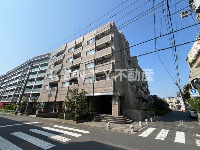 建物外観　外観は落ち着いています