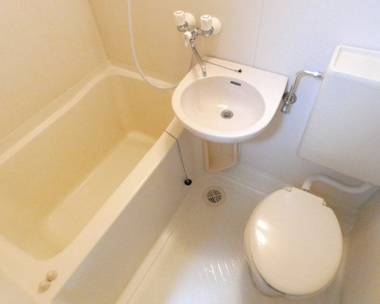 洗面設備　他の号室の参考画像です。