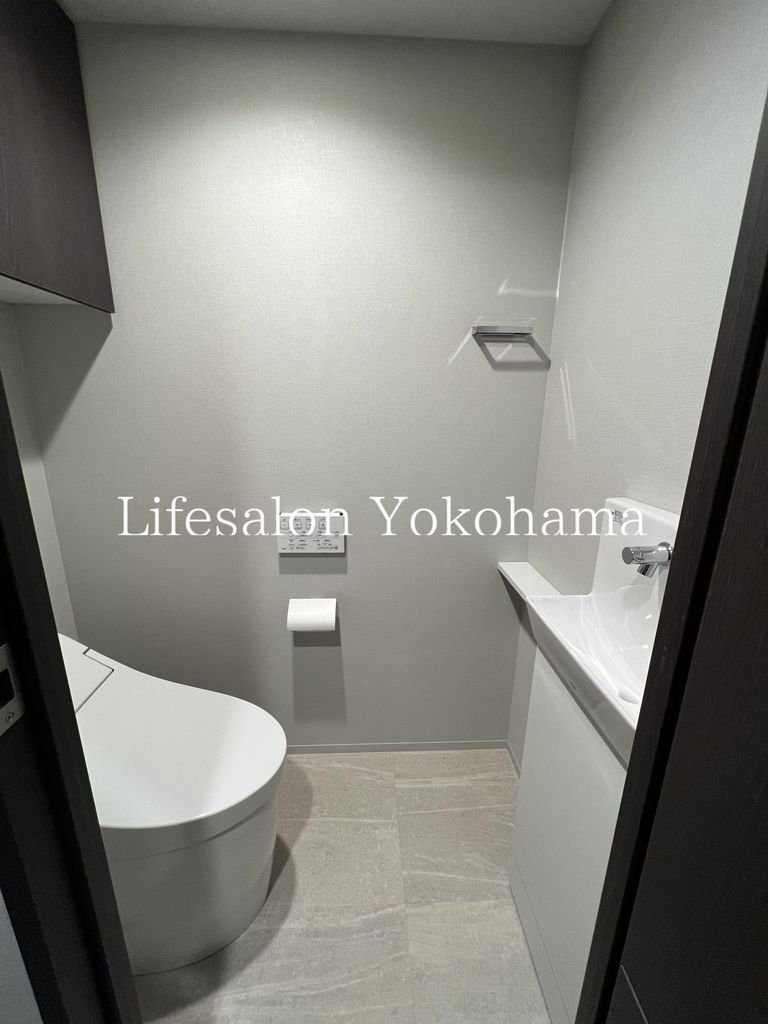 トイレ　キッチン