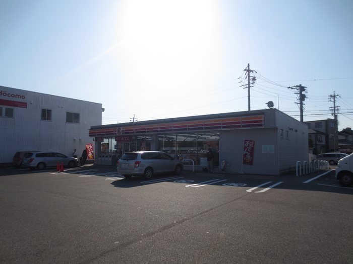 コンビニ　サークルＫ中小田井店（コンビニ）まで490m