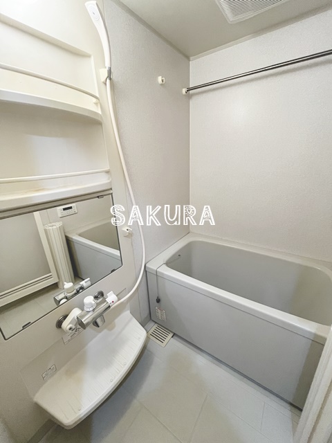 バス・シャワールーム　日々の疲れを癒すお風呂です♪