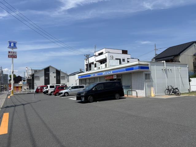 コンビニ　ローソン（コンビニ）まで5834m