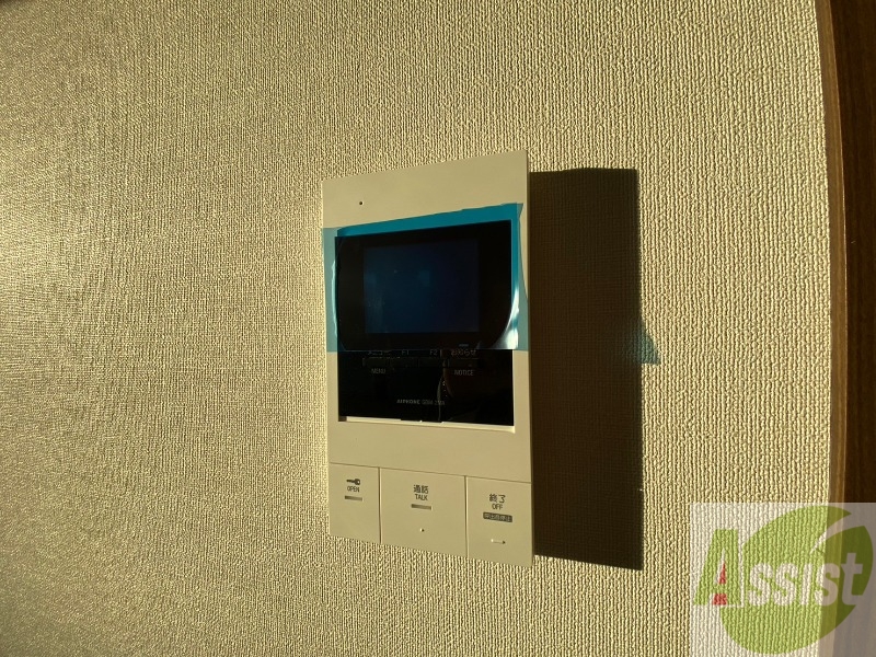 セキュリティ　ＴＶモニター付インターホンです。来客者の顔が見えるので安心！