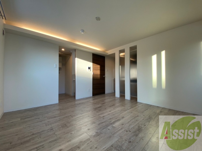 居室・リビング　広くてきれいなリビングです！快適に過ごせそうですね。