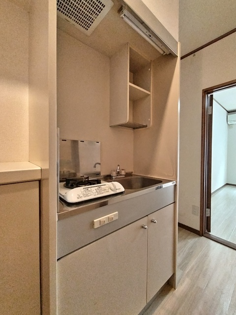 キッチン　★最低限の自炊は出来ますね・１口ガスコンロ付きキッチン★