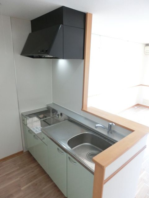 キッチン　TV視聴しながら料理が出来るカウンターキッチン