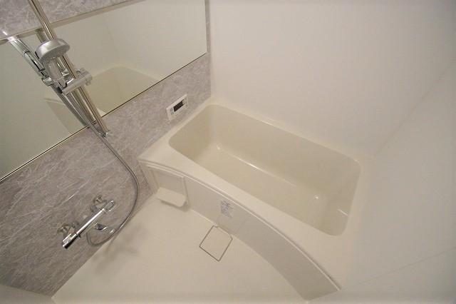 バス・シャワールーム　日々の暮らしに欠かせないお風呂です