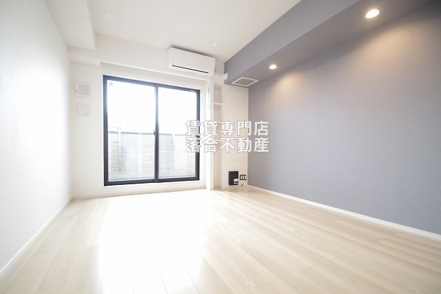 居室・リビング　明るくて使いやすい広さのお部屋♪