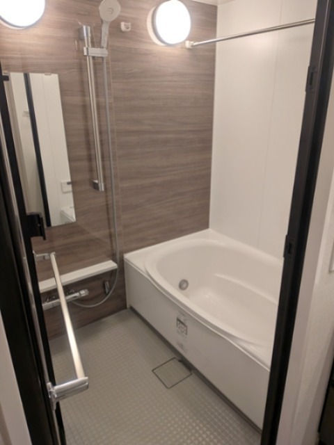 バス・シャワールーム　浴室乾燥機・追焚きあり