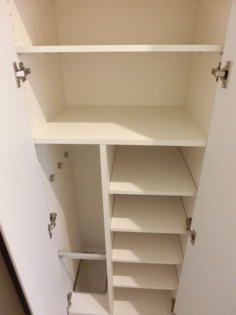 玄関　下駄箱完備の玄関です