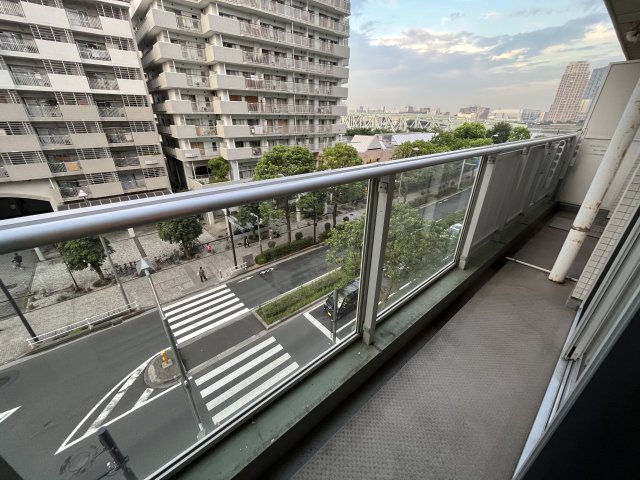 バルコニー　＊同間取り別部屋参照