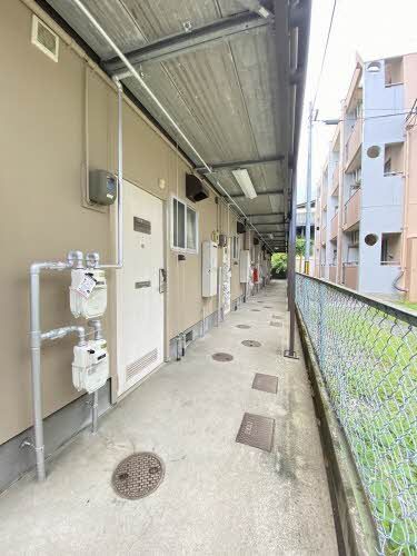 玄関　１階共用部