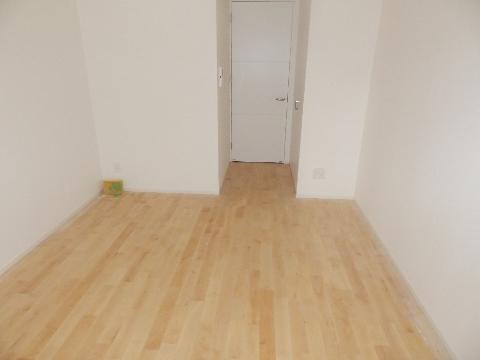 居室・リビング　室内