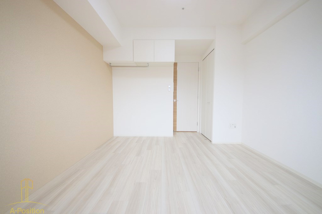 居室・リビング　セレニテ難波プリエ