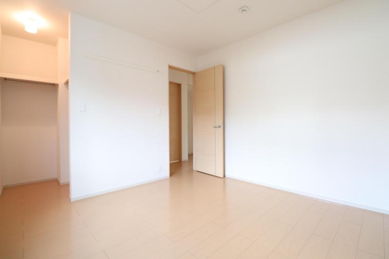 収納　北側洋室6.1帖の収納とお部屋