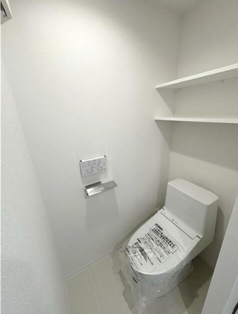 トイレ　別部屋同仕様タイプ