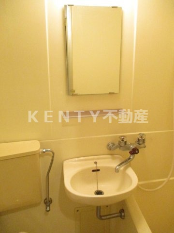 洗面設備　コンパクトで使いやすい洗面所