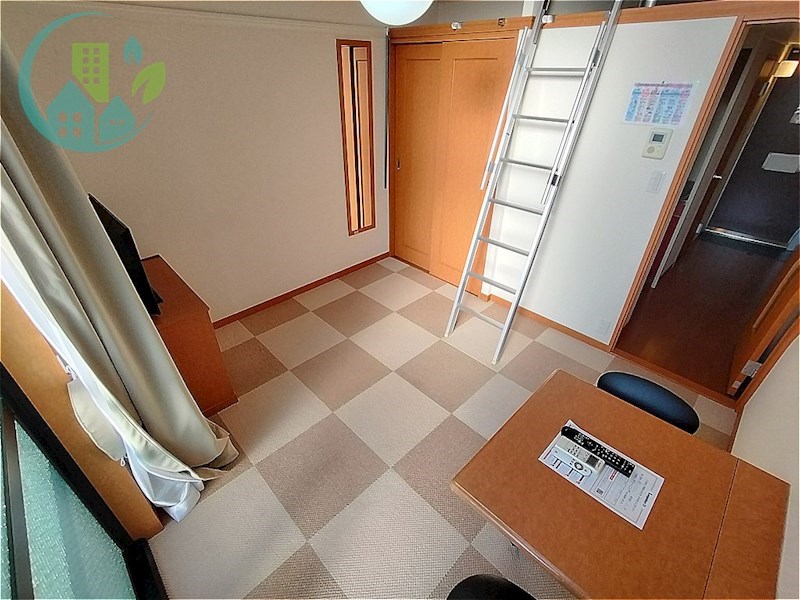 居室・リビング　レオパレス新在家（家具・家電付、仲介手数料不要）