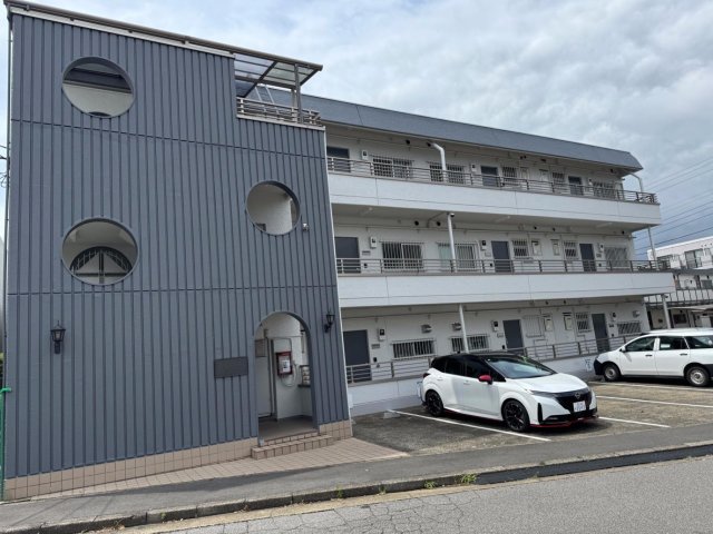 建物外観　2023年外壁塗装済み