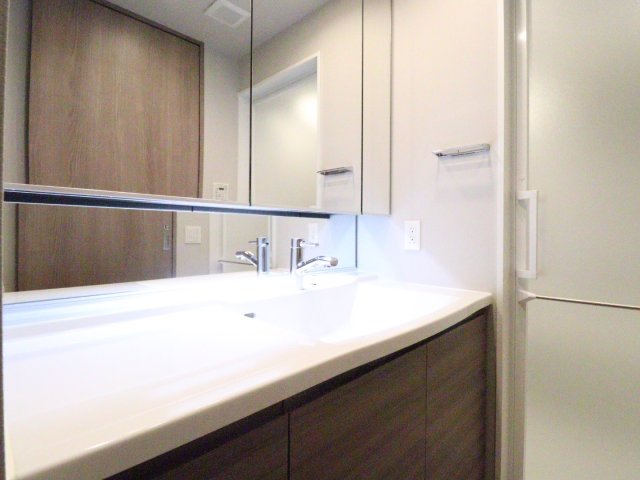 洗面設備　シエリアタワー大阪堀江　洗面台