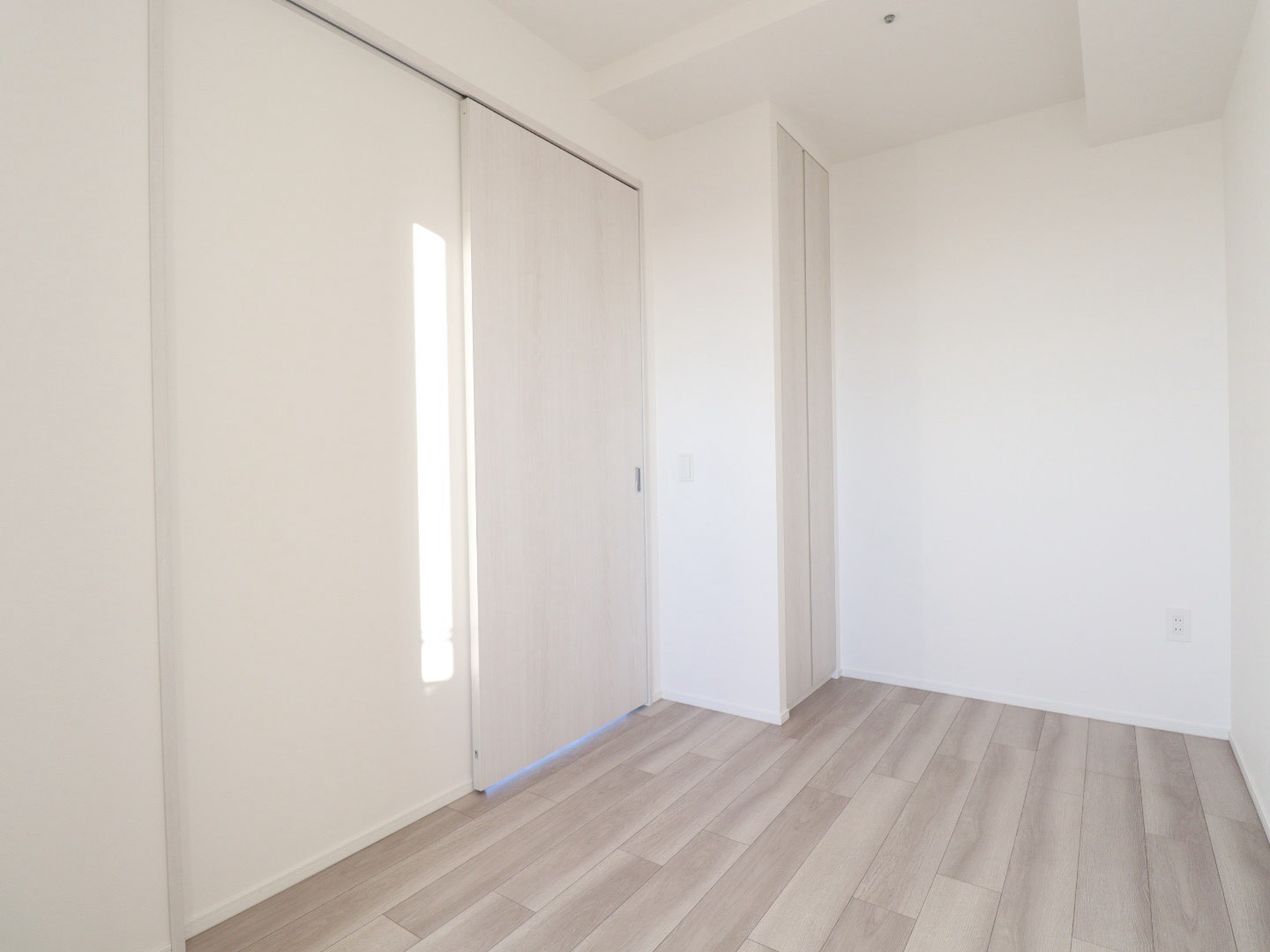 収納　シエリアタワー大阪堀江　クローゼット