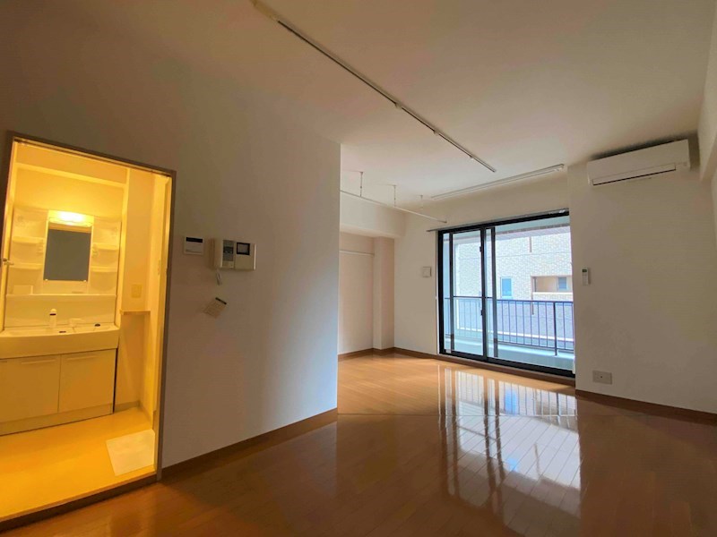 居室・リビング　別号室イメージ