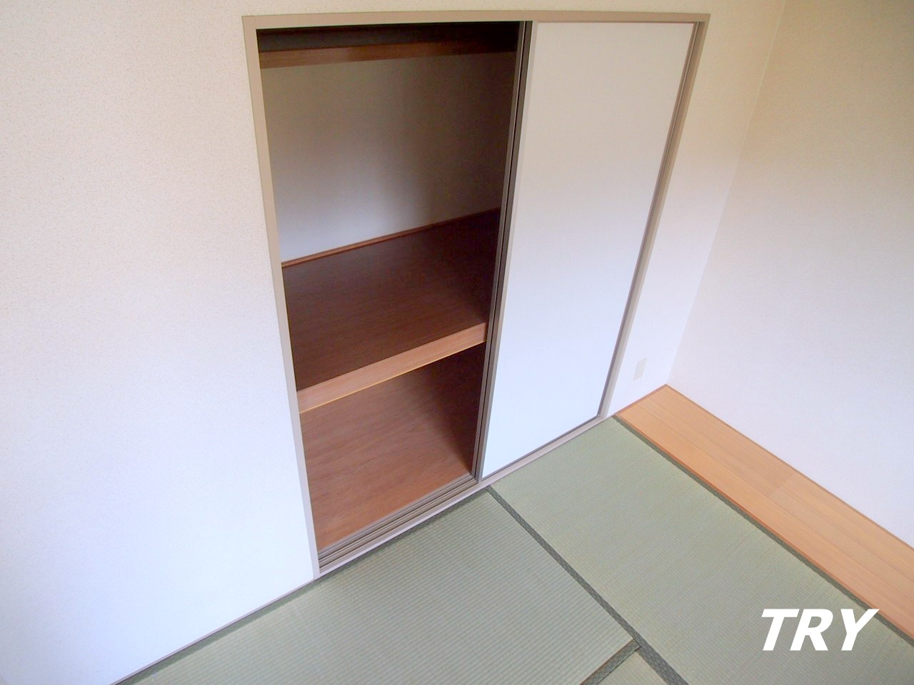 収納　和室押入