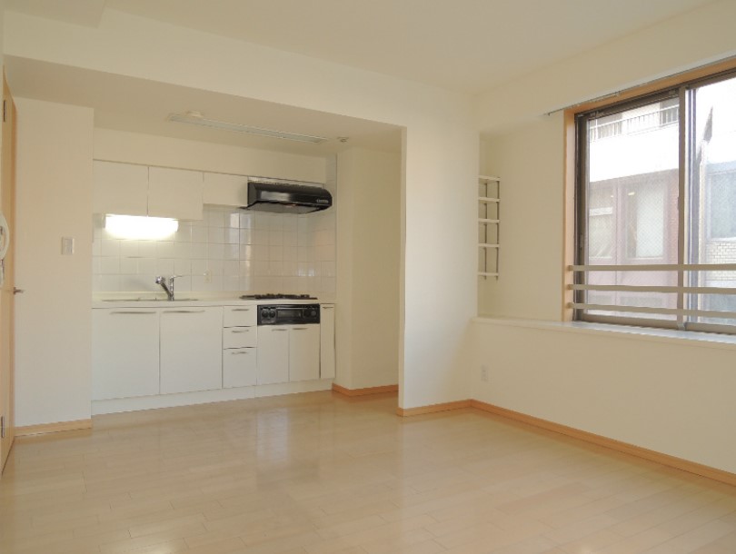 居室・リビング　☆明るい居室☆