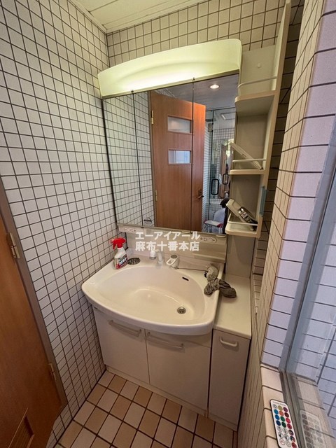 洗面設備　参考写真