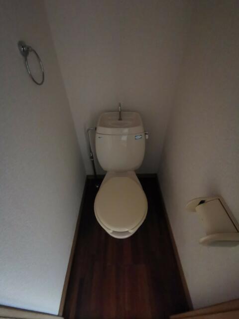 トイレ　別部屋の参考写真です。