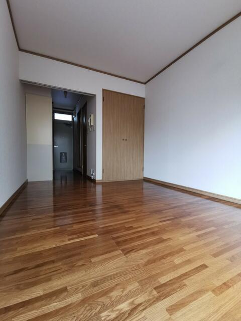 居室・リビング　別部屋の参考写真です。