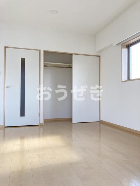 居室・リビング　?