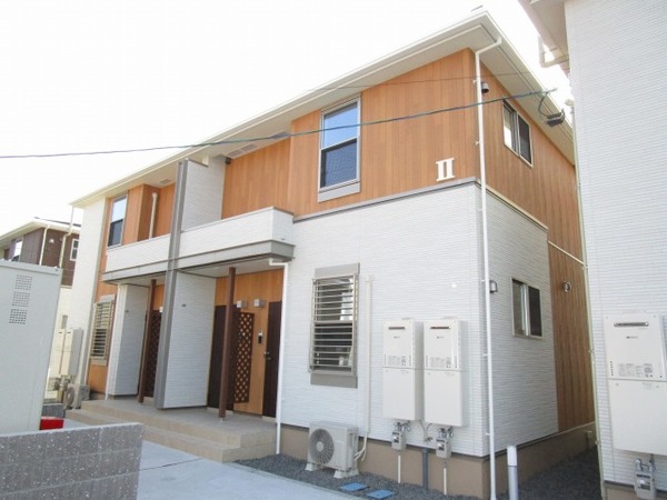 建物外観　ルミエール松茂西２