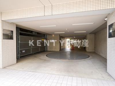 駐車場　駐車場完備です