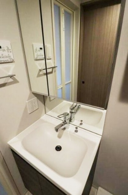 洗面設備　同仕様写真