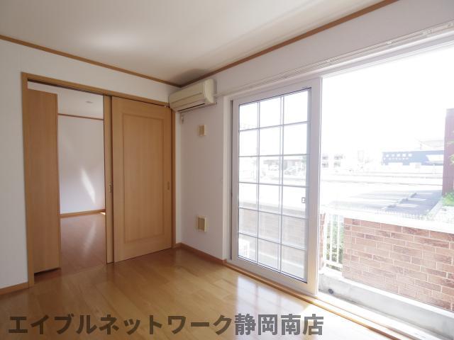 居室・リビング　使いやすいリビングです