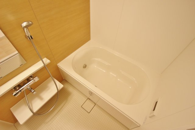 バス・シャワールーム　※別号室の参考写真です。