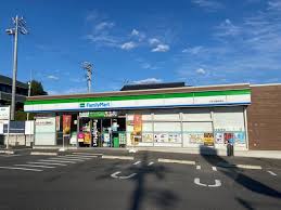 コンビニ　ファミリーマート 平針試験場南店（コンビニ）まで1127m
