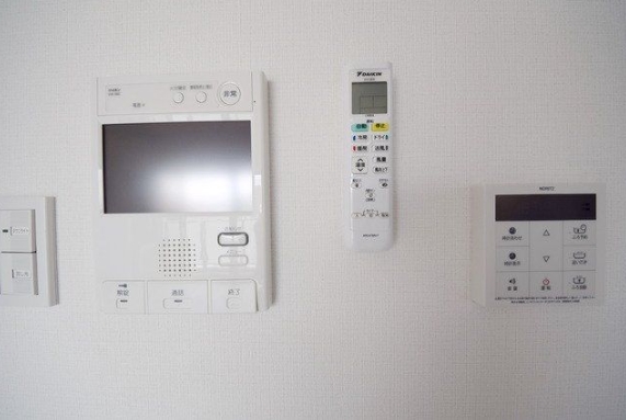 セキュリティ　☆安心のTVモニター付きインターホン☆